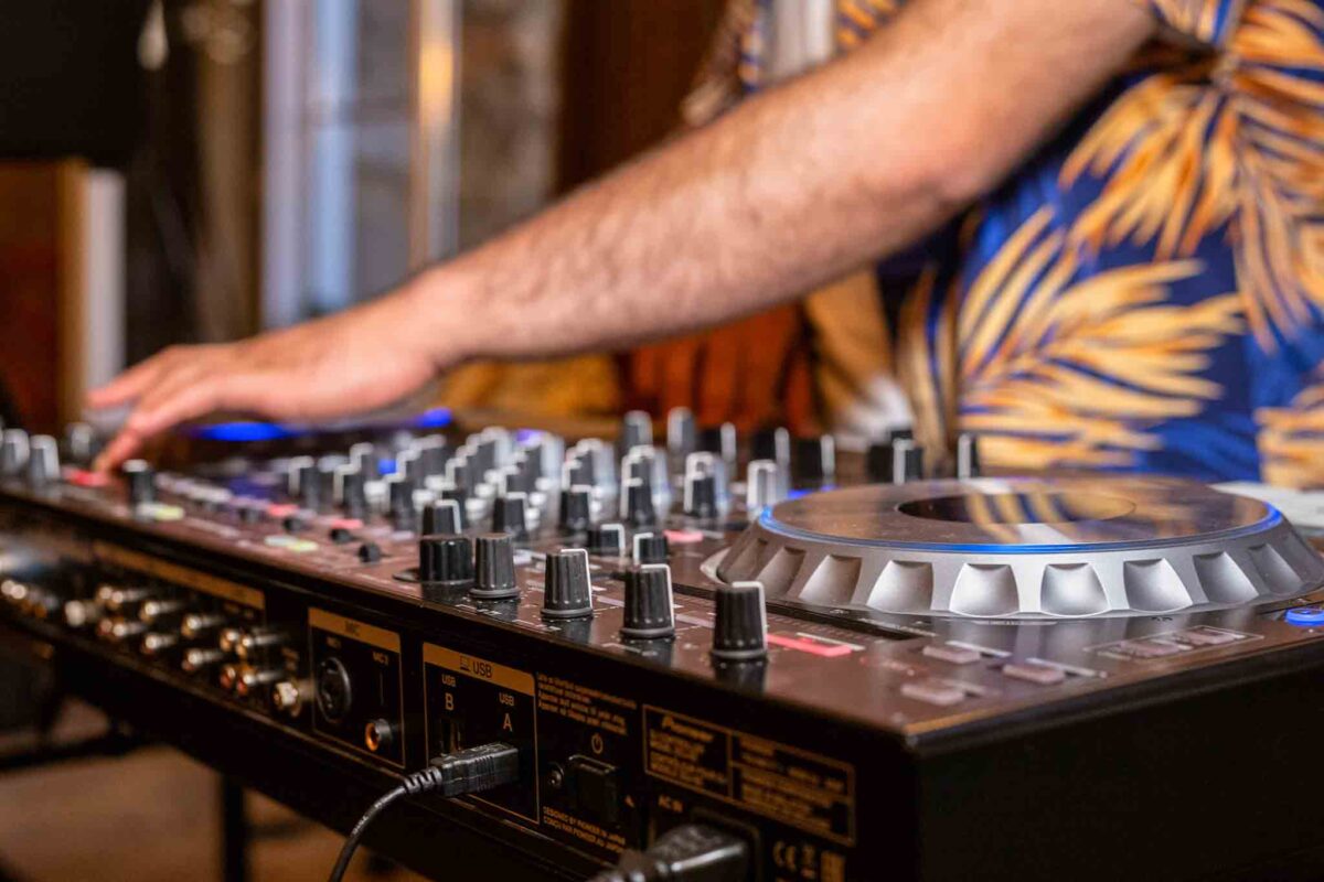 DJ & audio production